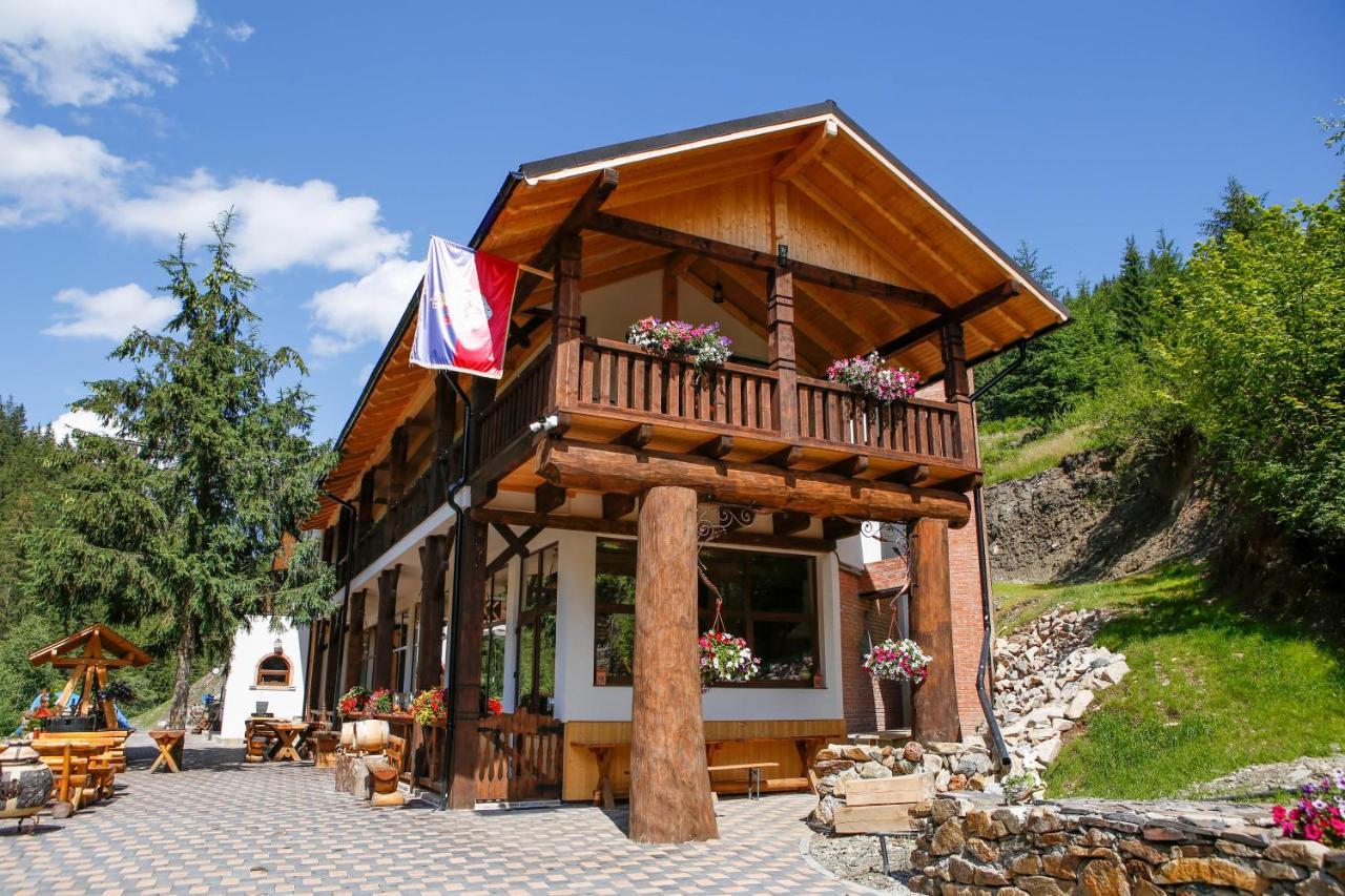 Casa Baciu Colacu 5*