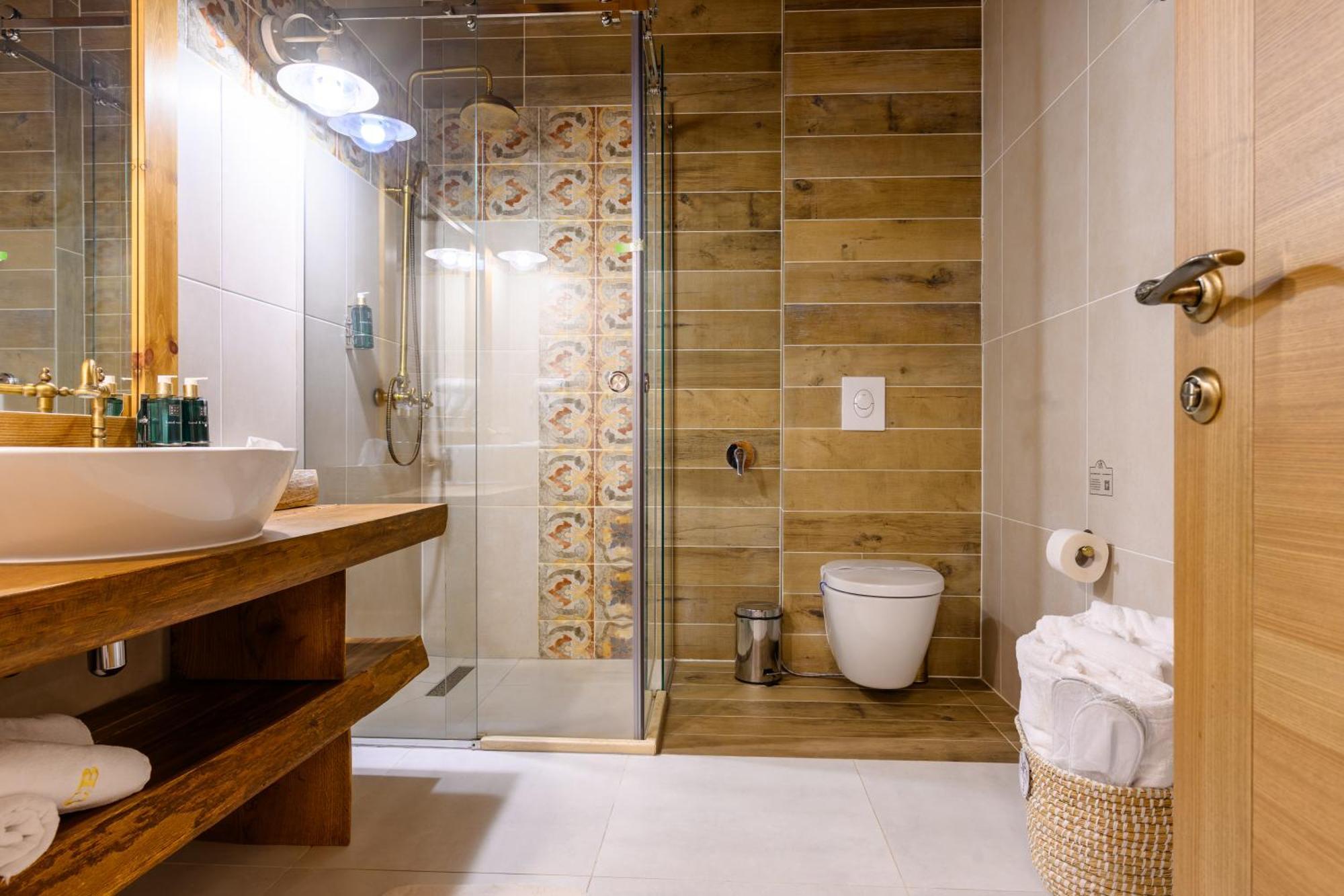 Casa Baciu Colacu Guest house Fundu Moldovei